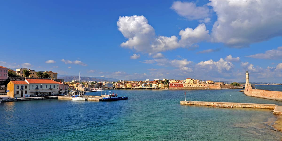 Λιμάνι, Φάρος και Ενετικά Νεώρια